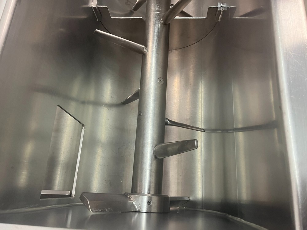 Double Paddle Blender