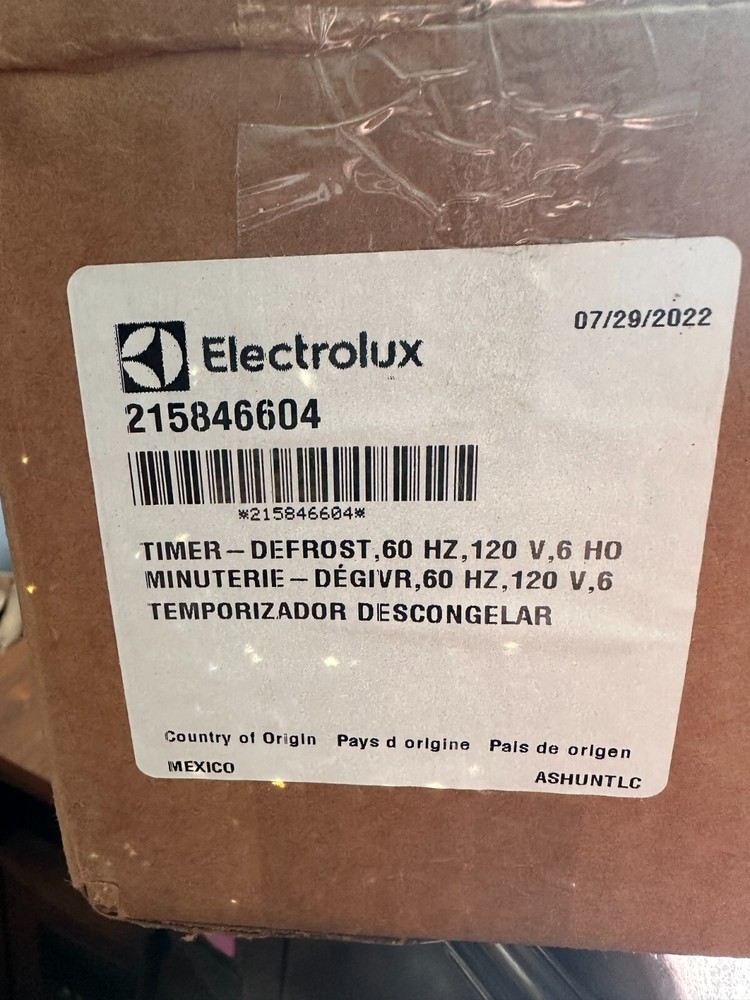ELECTROLUX 215846604 DEFROST TIMER BRAND NEW