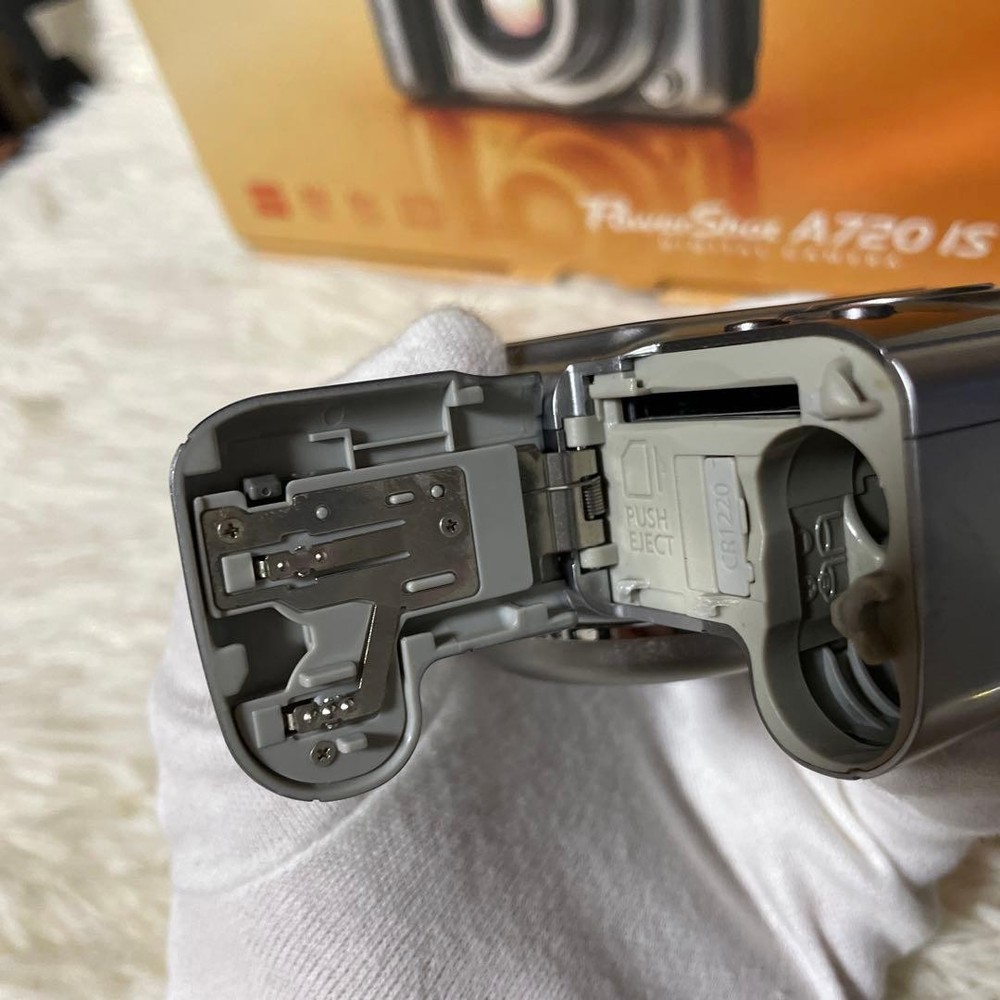 Canon PowerShot A720 IS Digital Camera Box Manual Working Japan