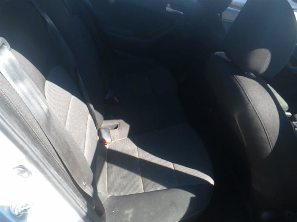 FORTE 2018 Fuse Box Cabin 104921520