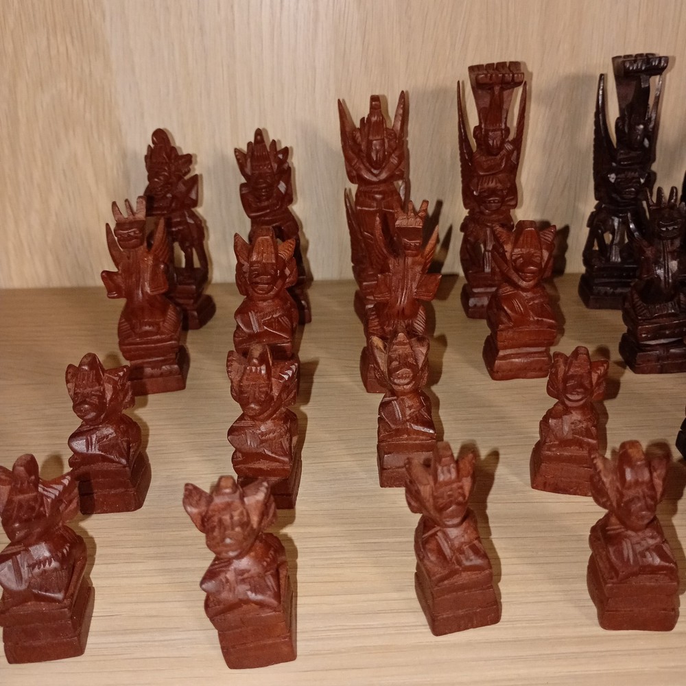 Hand Crafted Indonesian Chess Pieces