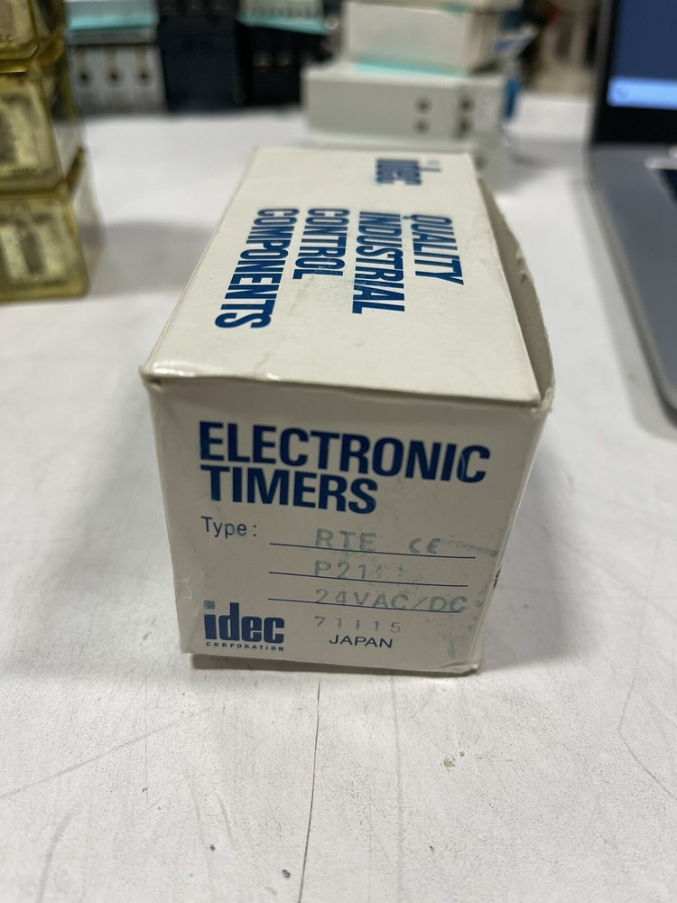 IDEC RTE P21 Electric Timer