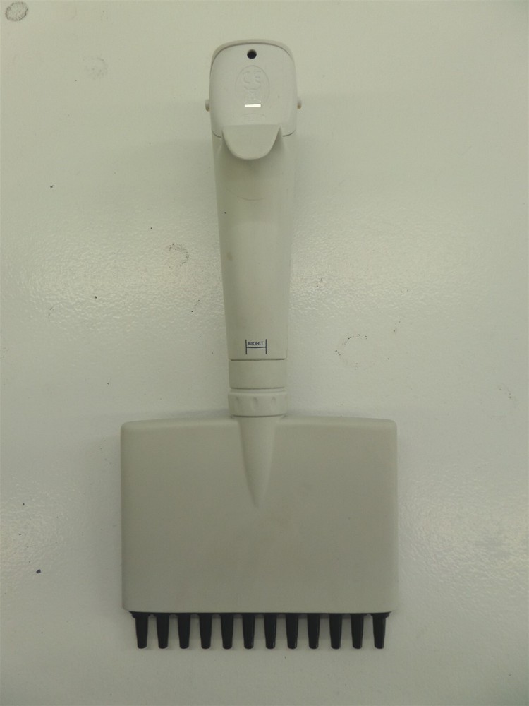 Lot - BioHit eLine 12-Channel Electronic Pipette w/ Stand - e120 e300 e1200