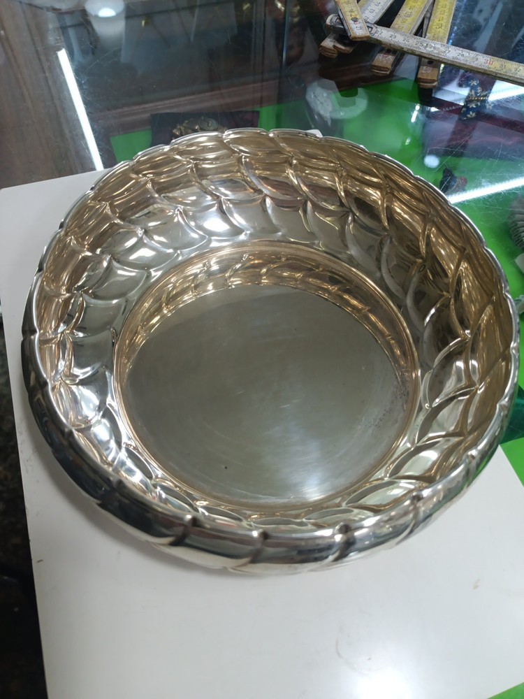 Silver centerpiece size 270 diameter 18 cm