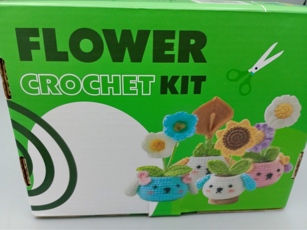Beginner Crochet Kit: Flower Potted Project with Video Tutorials and Accessories