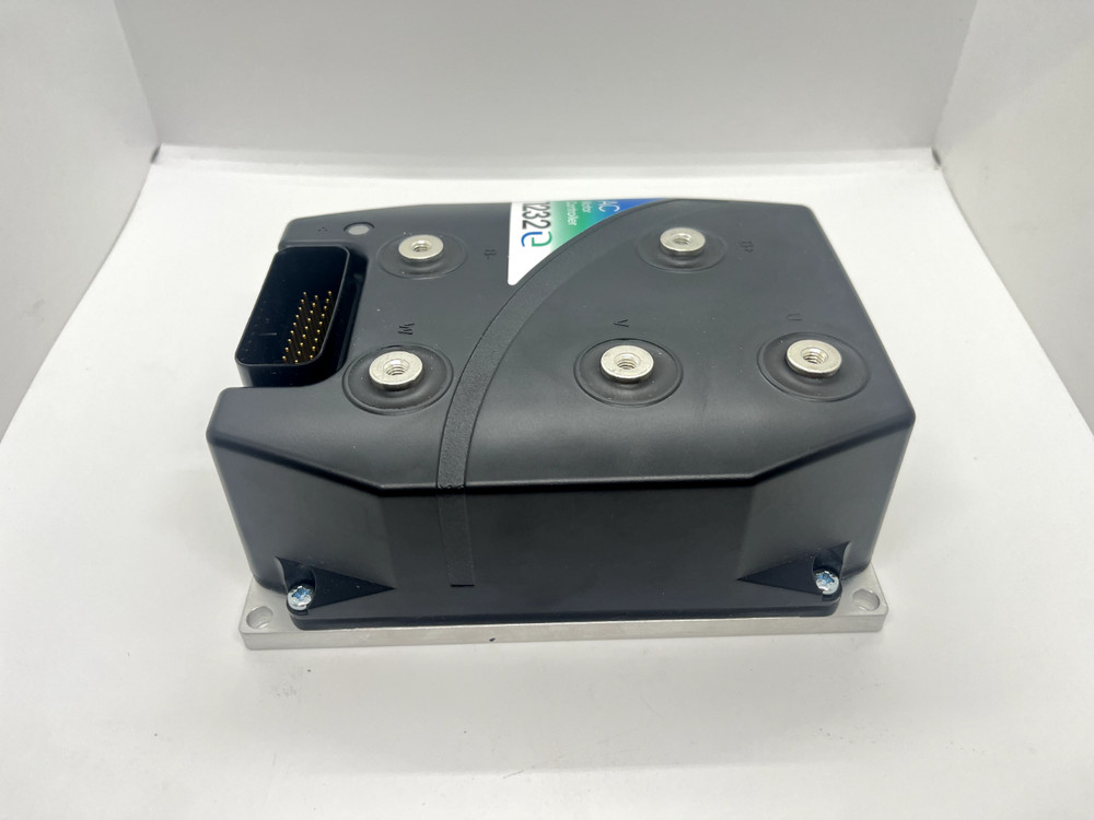 Curtis 24V 180A AC Microprocessor Motor Speed Controller 1232E-2121 w/ Screws