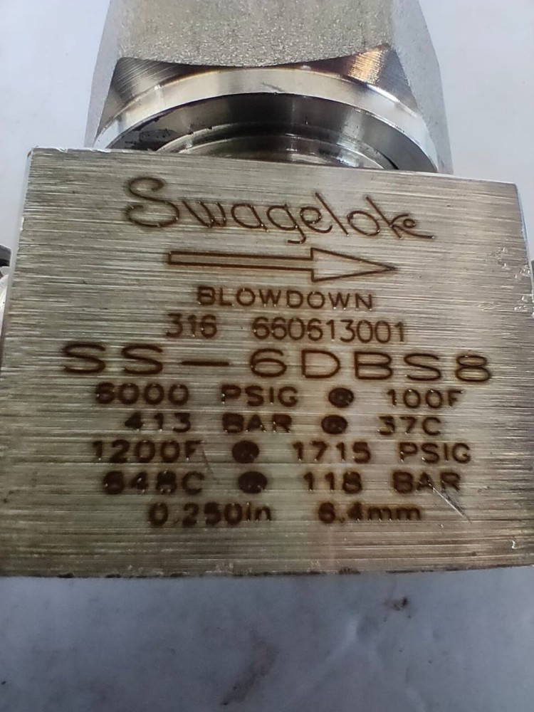 SWAGELOK SS-6DBS8 BLOWDOWN NEEDLE VALVE LOT OF 2