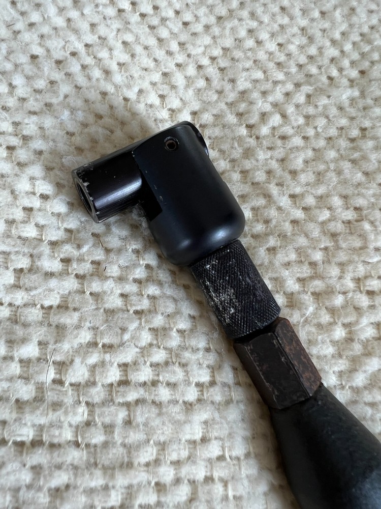 Compound Bow Stabilizer Bar with Knuckle