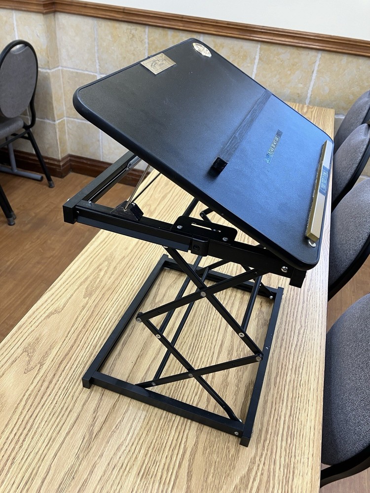 Extenda Table Top Sit And Stand Shtender