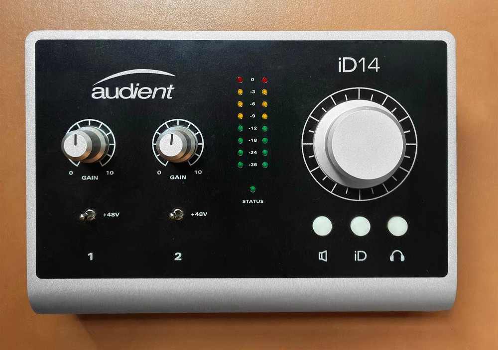 Audient iD14 USB Audio Interface - CLEAN UNIT IN EXC CONDITION!!