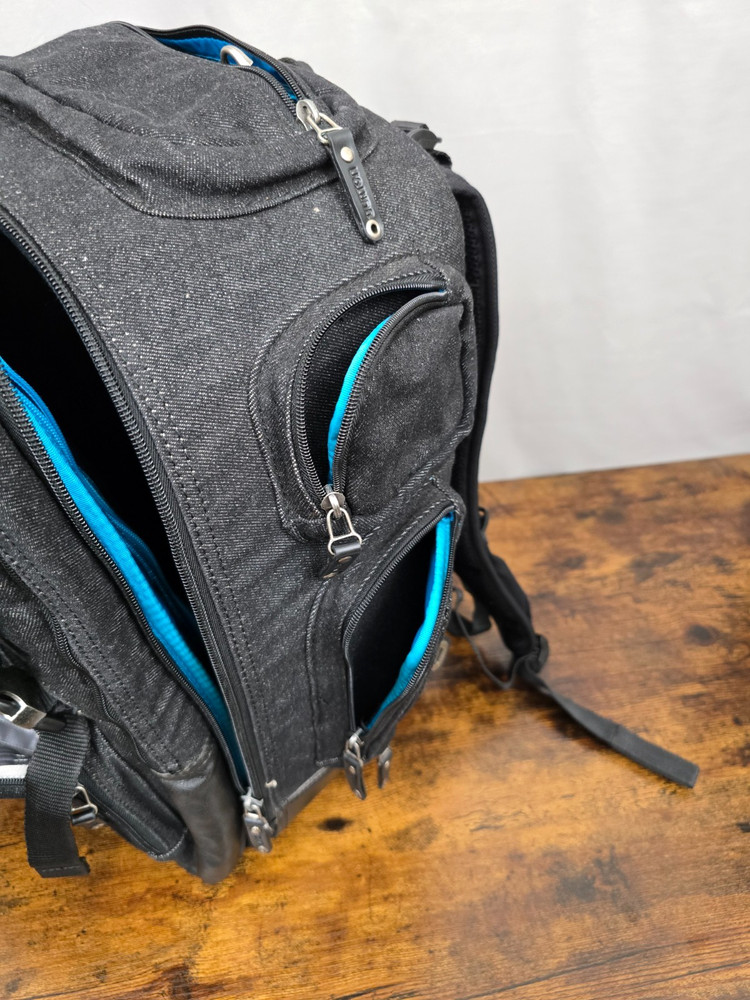 BURTON Aperture Pack / Backpack - VG!