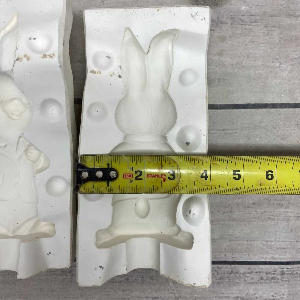 Conklins Ceramic Slip Casting Mold Mr. Bunny S+M Figurine #407