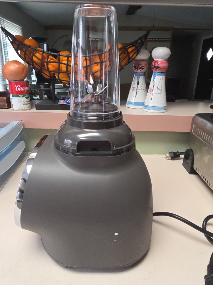 Sur La Table Flex Blend Hot/Cold Electric Blender Read Description.