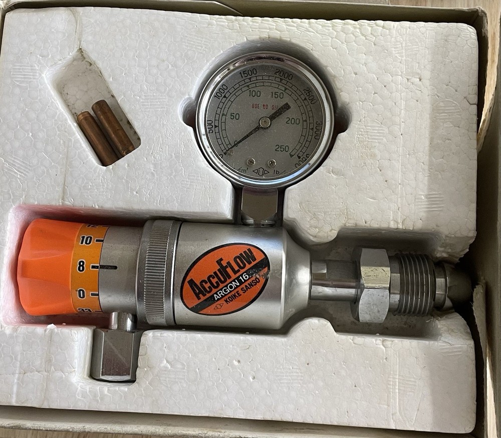 AccuFlow AR-16 Dial Type Argon Series Tig Welding Regulator