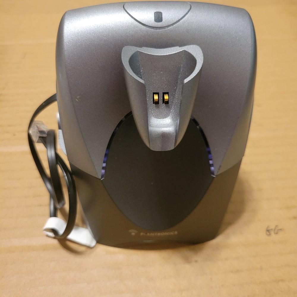 PLANTRONICS CS55 WIRELESS PHONE HEADSET CHARGING BASE ONLY BASE EUC