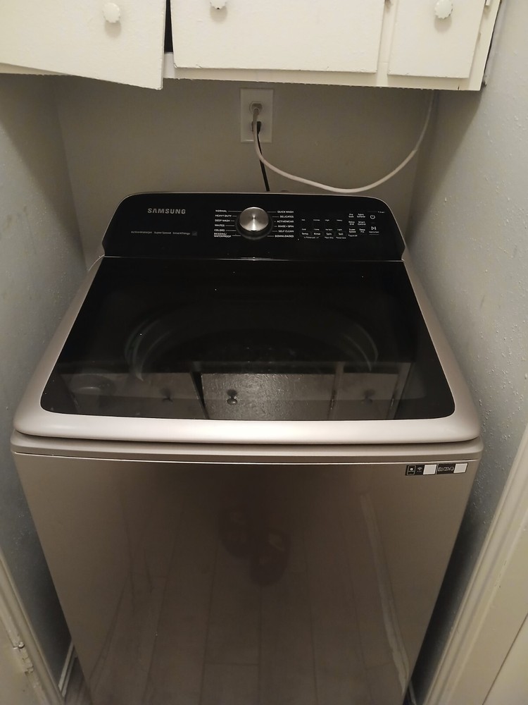 LG WASHER AND DRYER