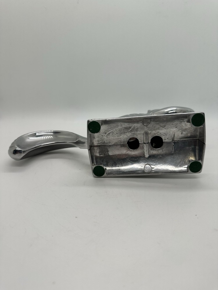 Squirrel Nutcracker Davy Crackett Nut Cracker Mechanical Cast Aluminum