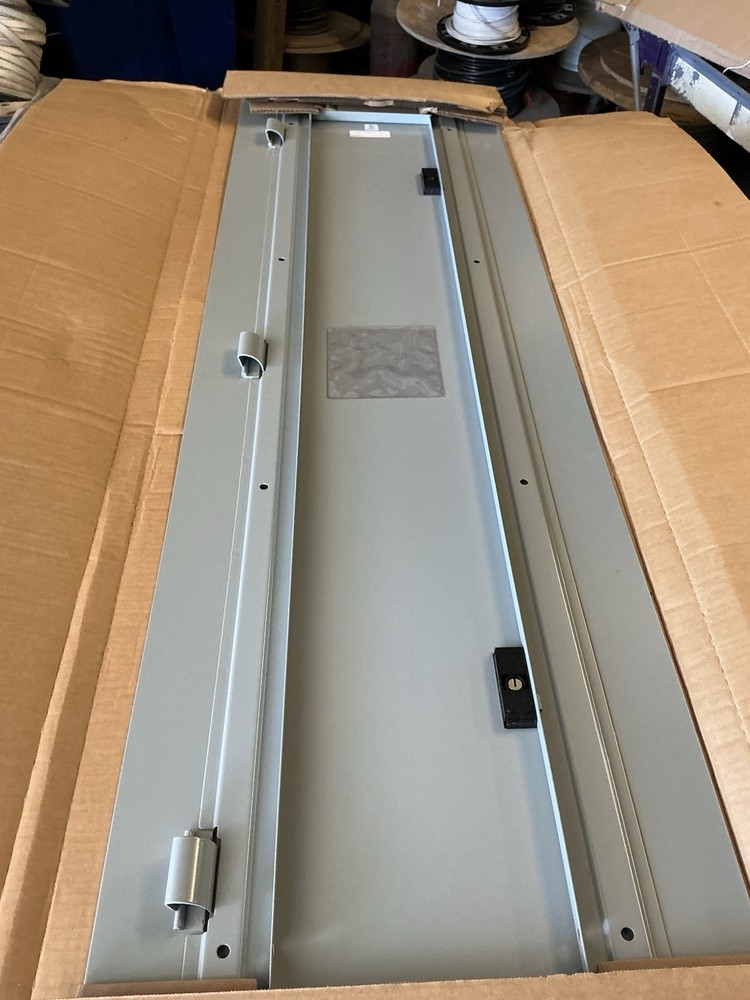 Siemens S68B Surface Mount Panelboard Cover 68x20"