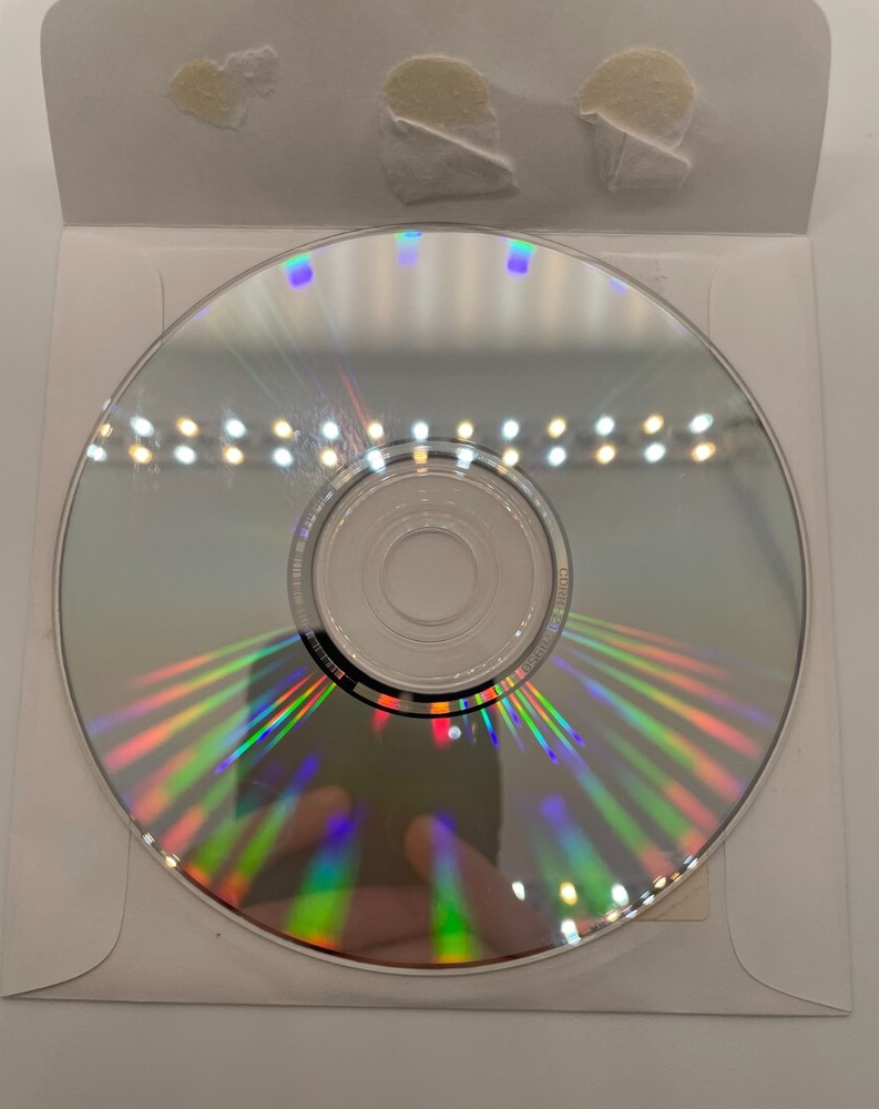 CD "Broderbund Identity Theft Protector" ScreenShot Deluxe 4.0 2000