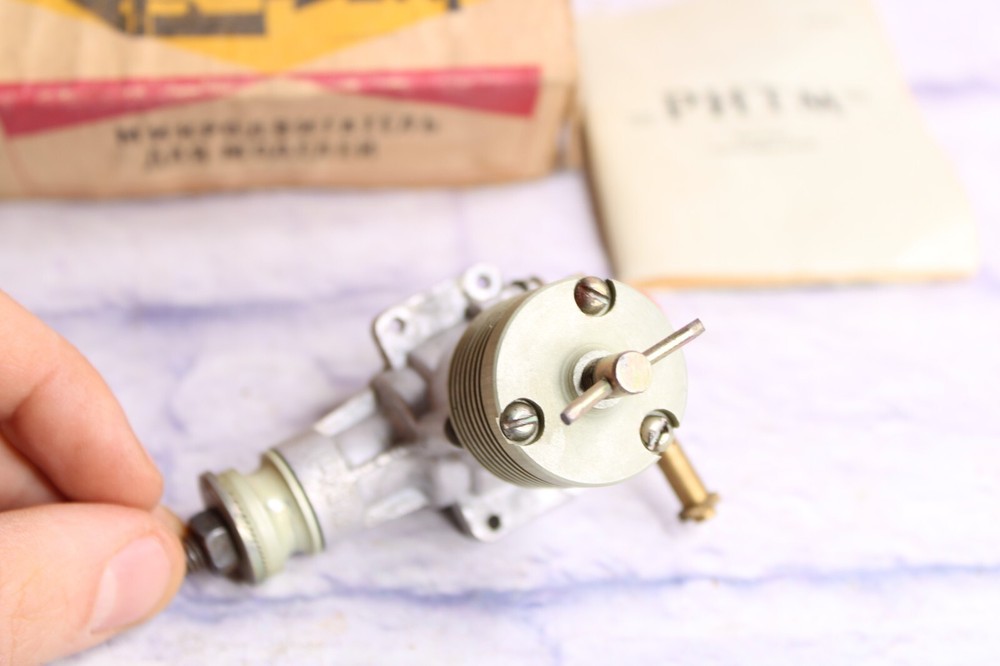 RITM Soviet 2.5cc Diesel RC Airplane Engine - IN BOX - Never Ran