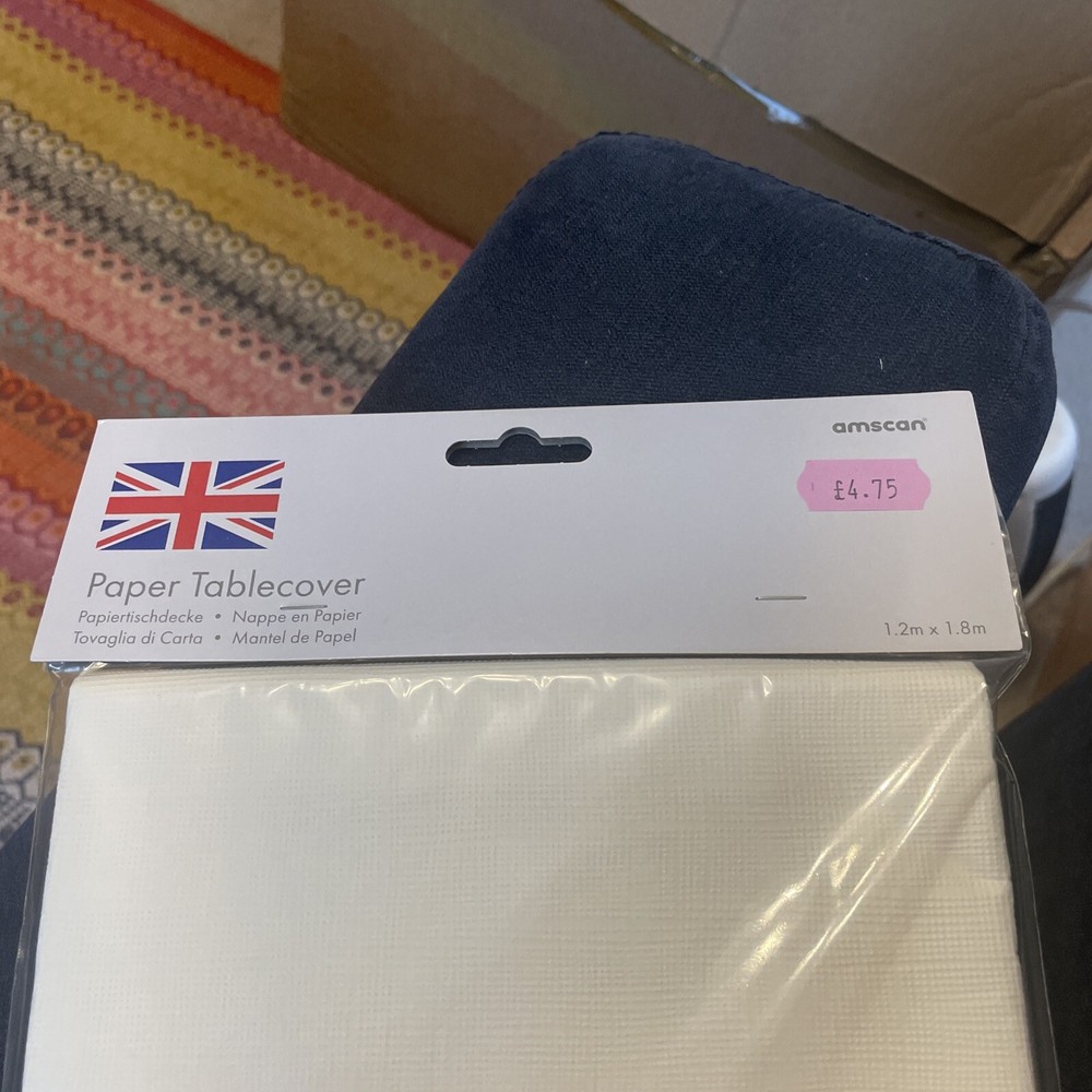 Amscan Union Jack paper tablecover