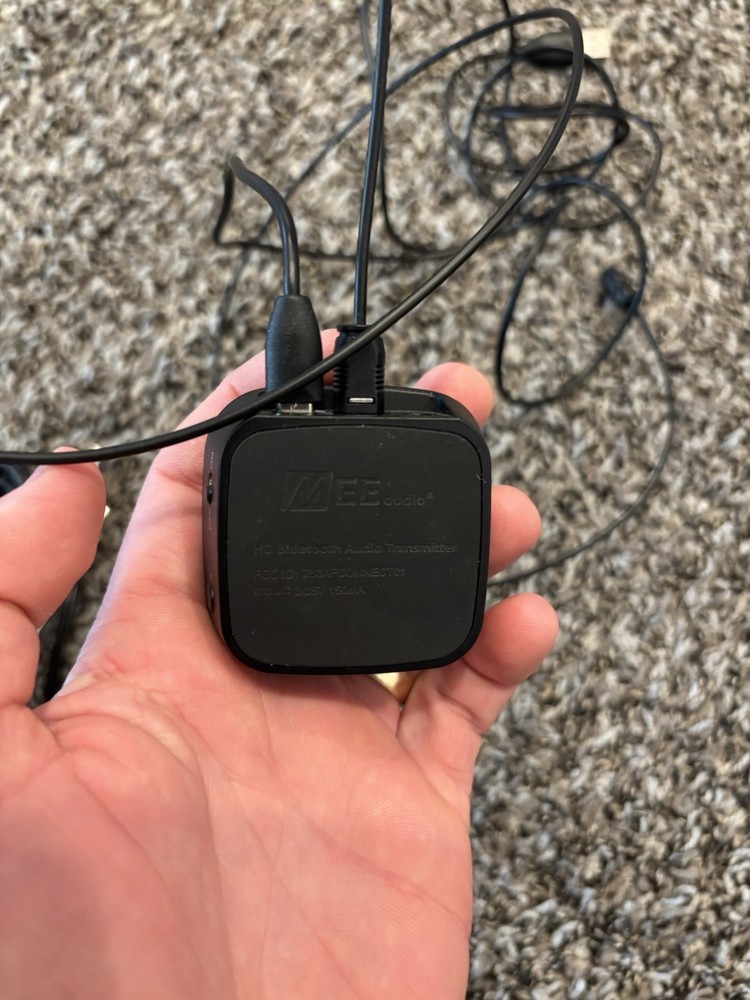 MEE audio Connect Dual-Headphone Bluetooth Wireless Audio Transmitter (USED)