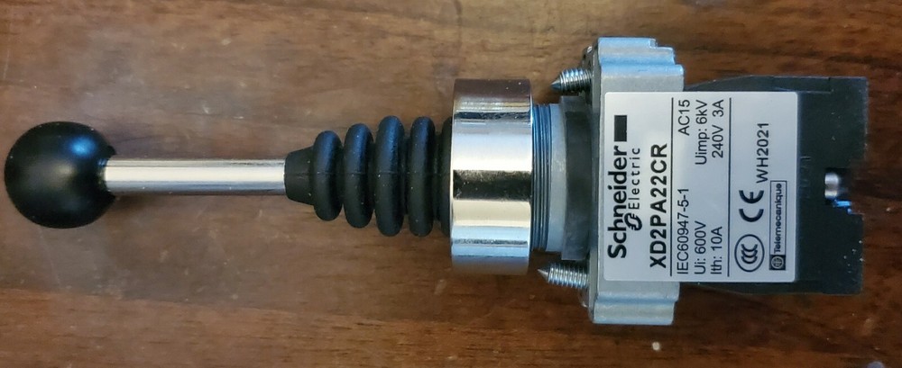 Joistick controller Schneider 2 NO return to center