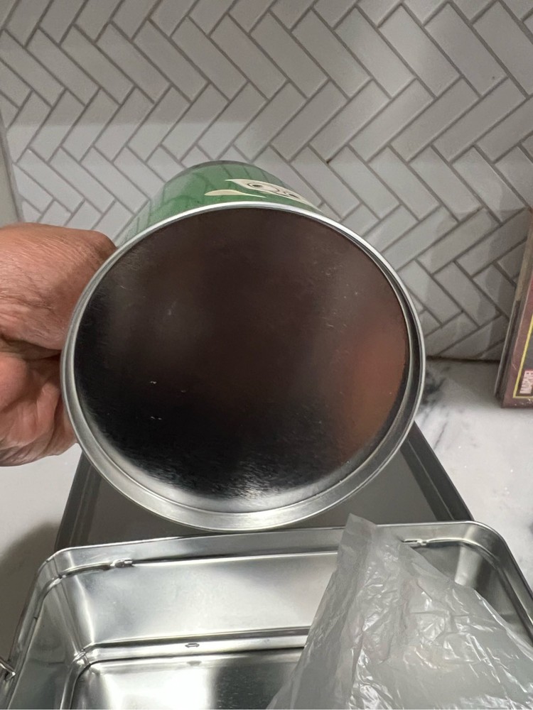 Wing-stop lunch box with drink flask.