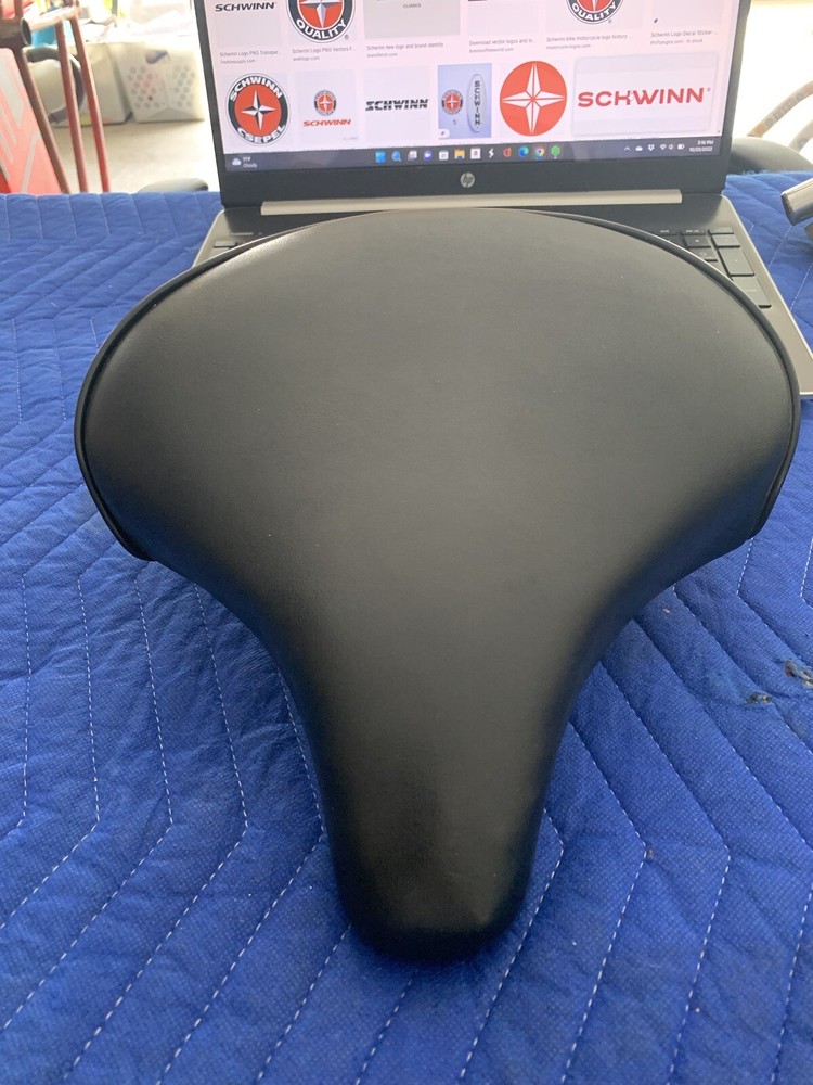 Classic Cruiser Bicycle Saddle / Seat