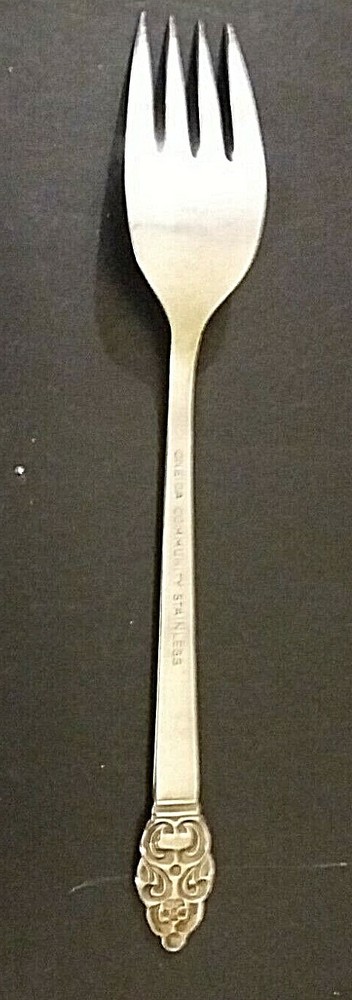 Oneida Vinland stainless salad fork 6 3/4"