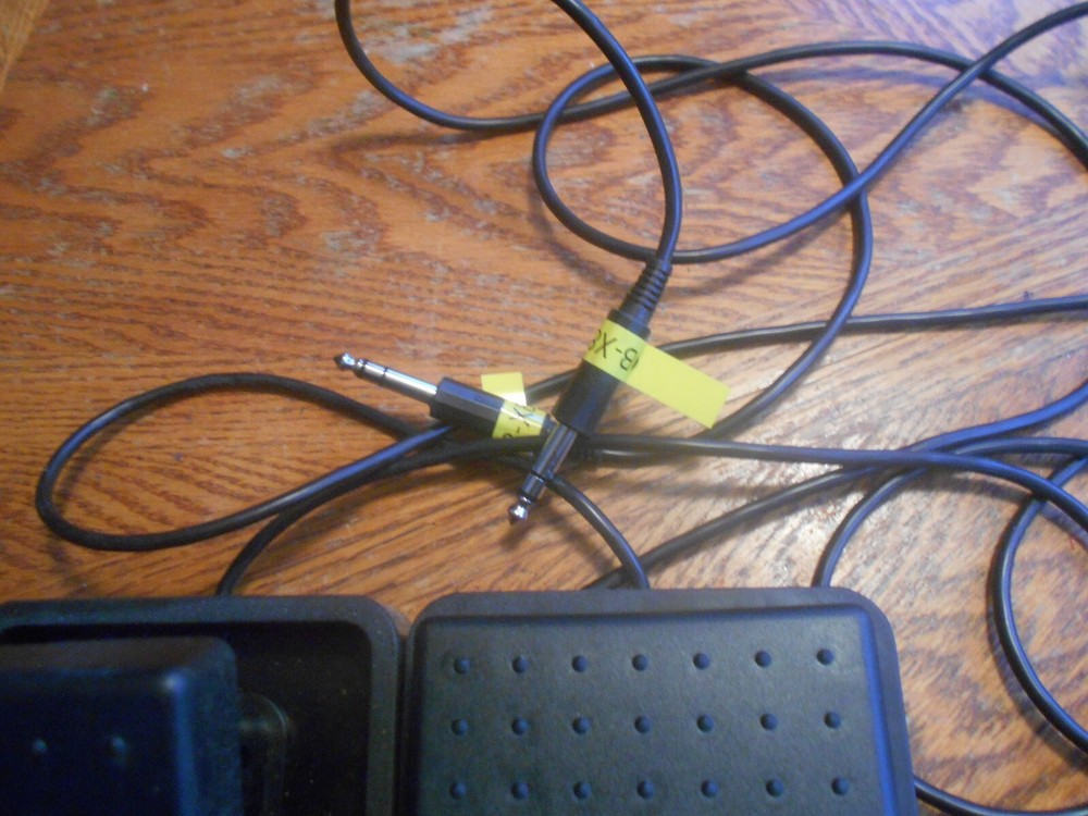 PAIR YAMAHA CB 83742 EXPRESSION PEDALS