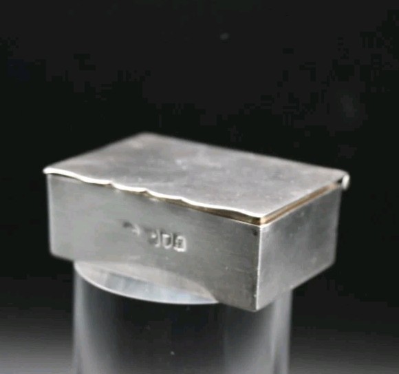 Antique Solid Silver Trinket Pill Ring Box William Comyns Mark C1901 Victorian