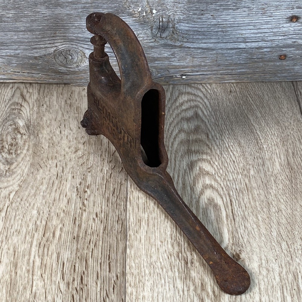 Plymouth Rock Leather Punch Press Riveter Cast Iron Missing Handle