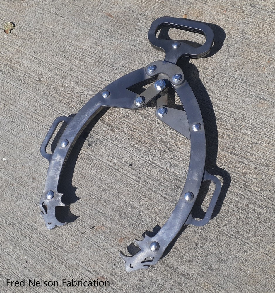 Heavy Duty Log Grapple. Log tongs.