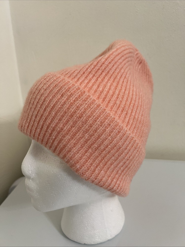 American Eagle AEO Knit Beanie hat One Size Peach