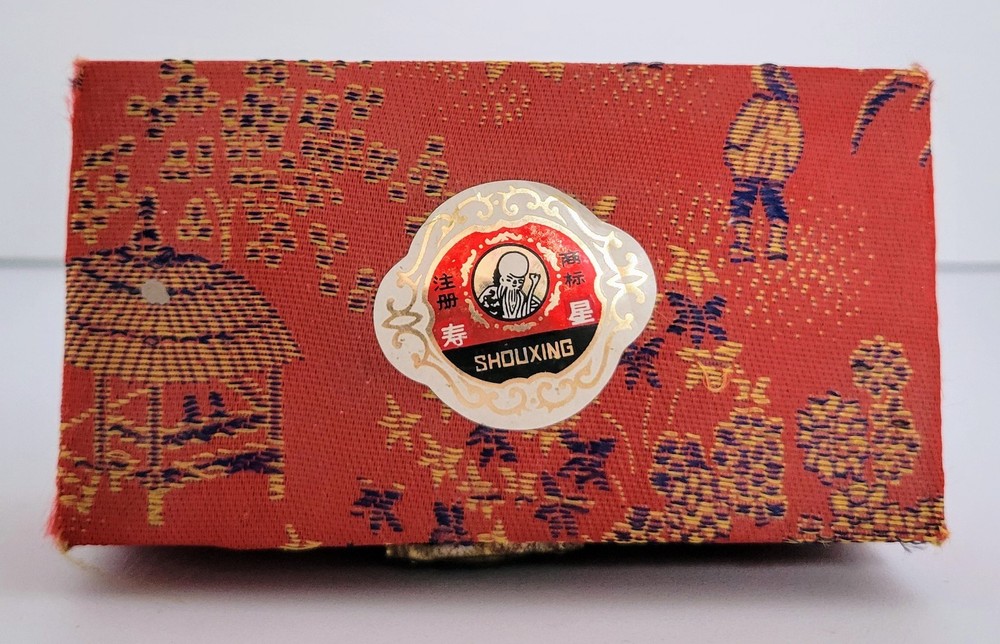 Decorative Box with 2 Vintage Shouxing Baoding Chiming Balls, Stress Relief