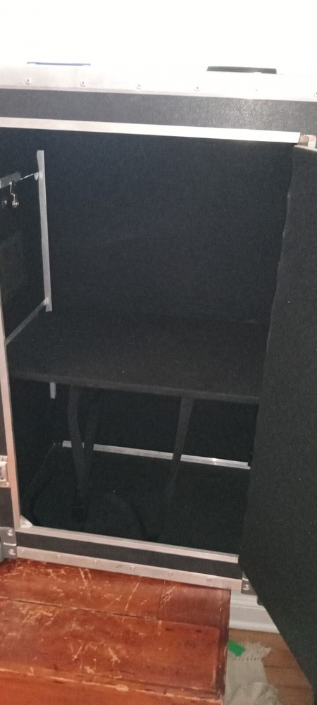 Combo Road Cases With Many Doors And Options.