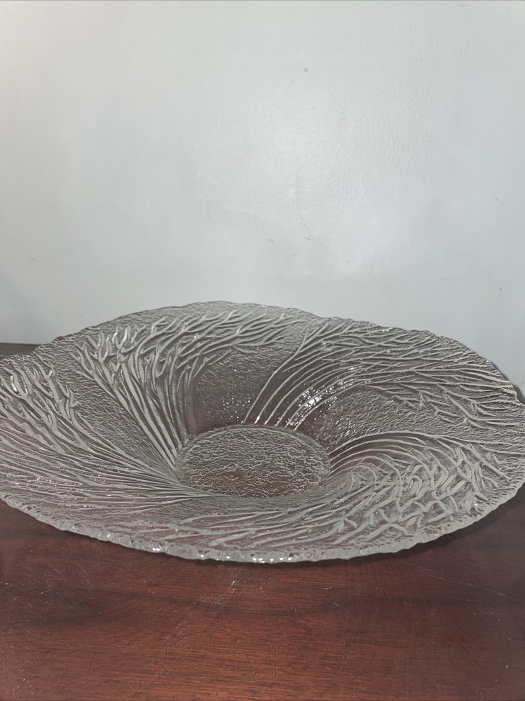 Large Beautiful Metsa Glass Bowl
