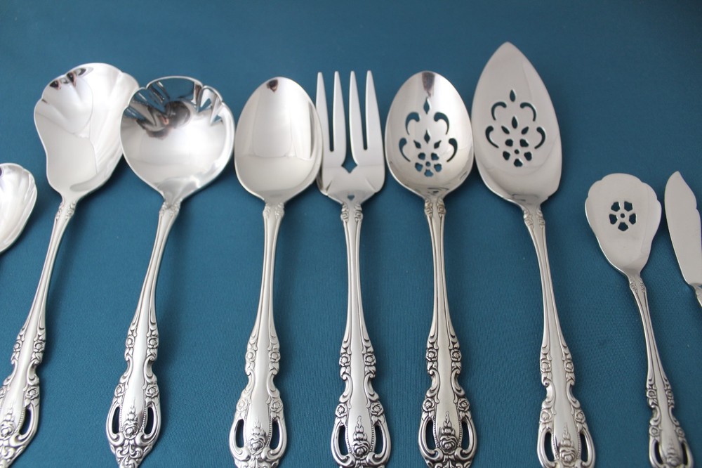 Oneida Community BRAHMS Serving (9pc Set) Tablespoon Fork Casserole Stainless