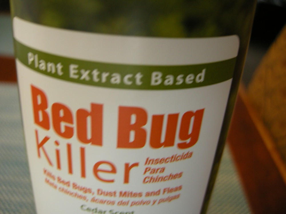 EcoRaider Bed Bug Killer Plant Extract Based 16 fl oz Child/Pet Safe Cedar Scent