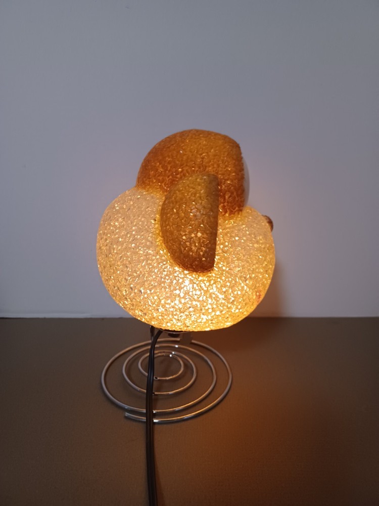 VTG Monkey Face Plastic Spaghetti Popcorn Lamp Spring Base Electric Night Light