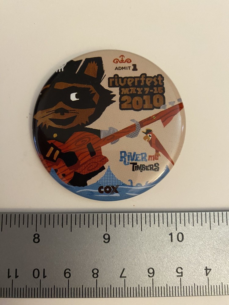 Wichita Riverfest 2010 Pin Back Button P54