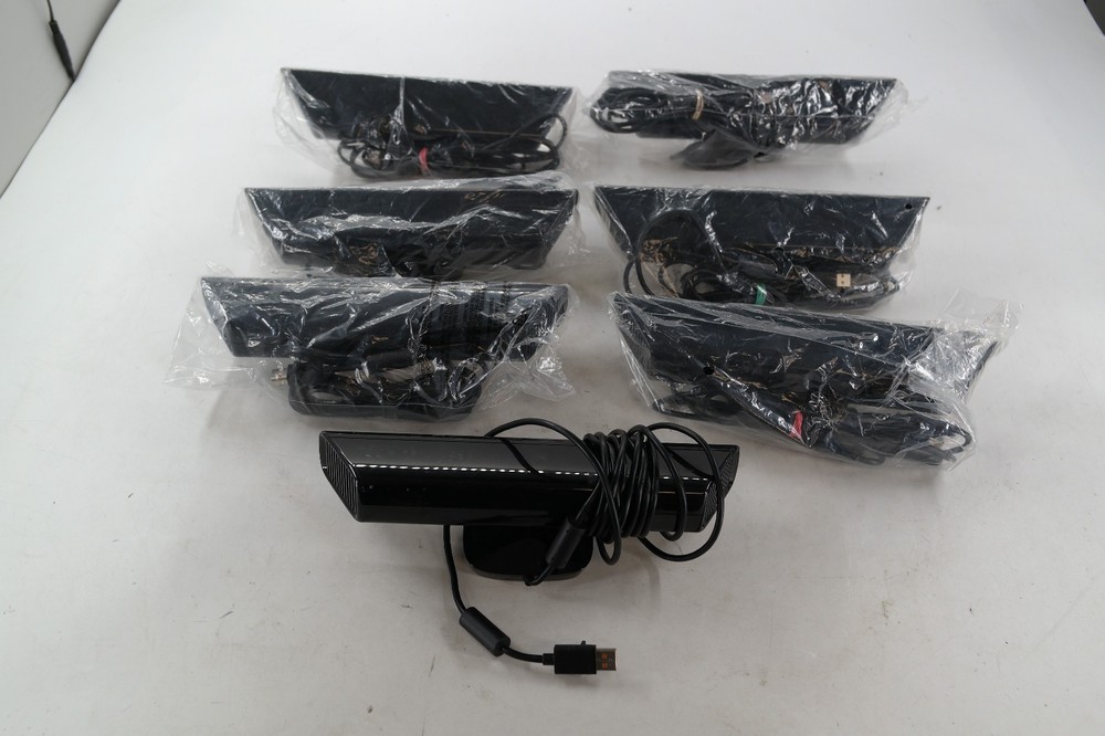 Microsoft Xbox 360 Kinect Motion Sensor Camera Black Model 1473 x7