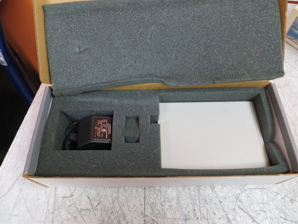 Dayna EtherPrint EP0100 EtherTalk-to-LocalTalk Converter w/ Box & PSU