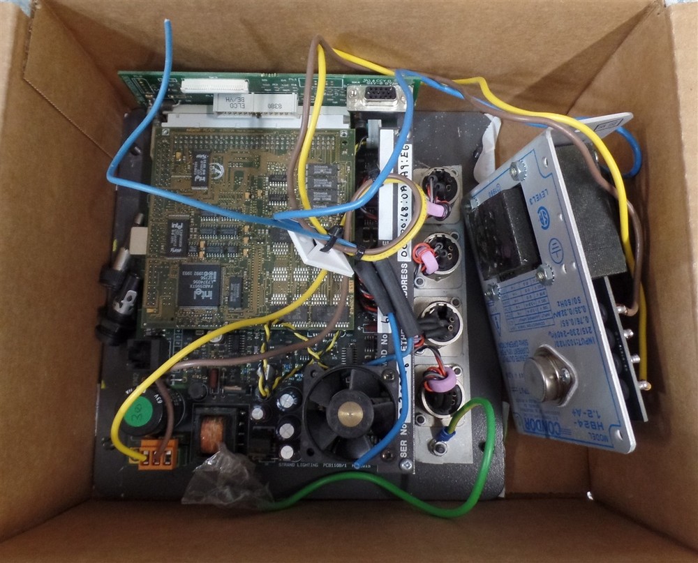 STRAND LIGHTING SN104 SN104 Networker Node 4 DMX