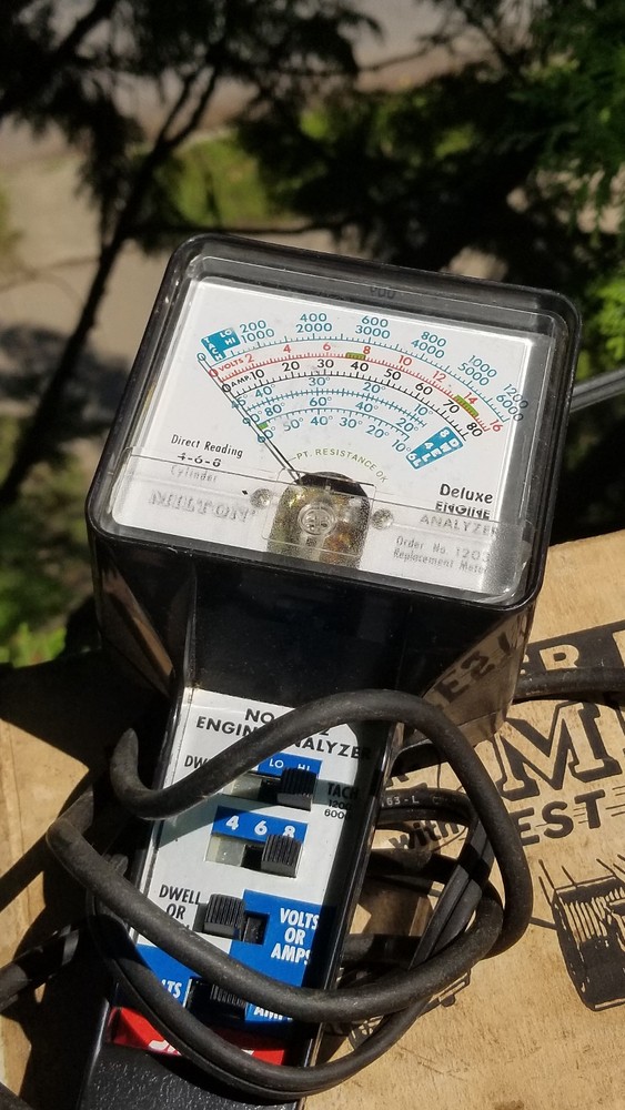 MILTON VINTAGE AUTO / CAR ENGINE ANYLIZER TESTER