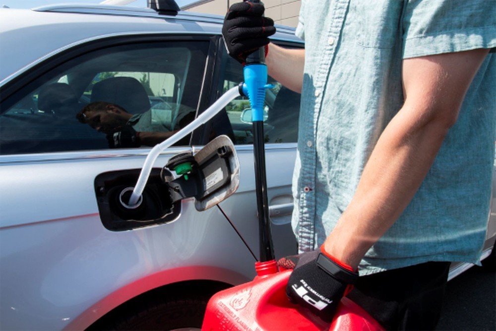 Performance Tool W54172 Battery Operated Transfer Pump