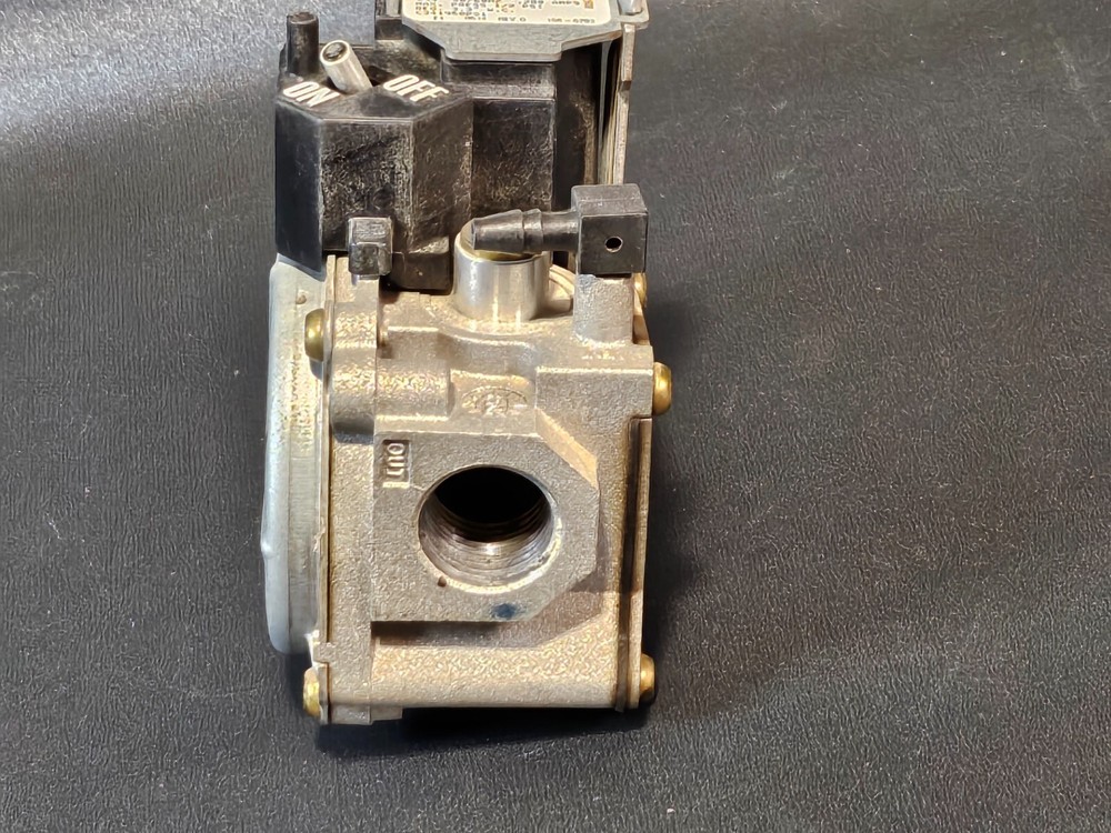 Gemini Gas Valve model 36G22 Type 209