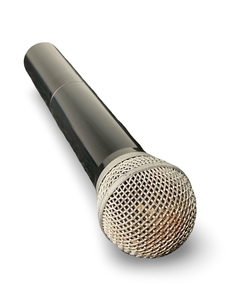 Shure BLX2/BLX4 – Tested – With Power Cord