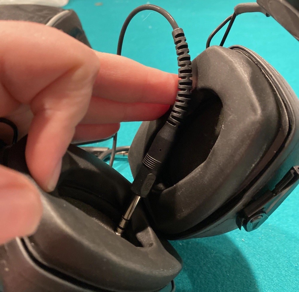 Lightspeed Aviation QFR SoloSSc Pilot Headset with Case